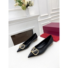 Valentino flat shoes